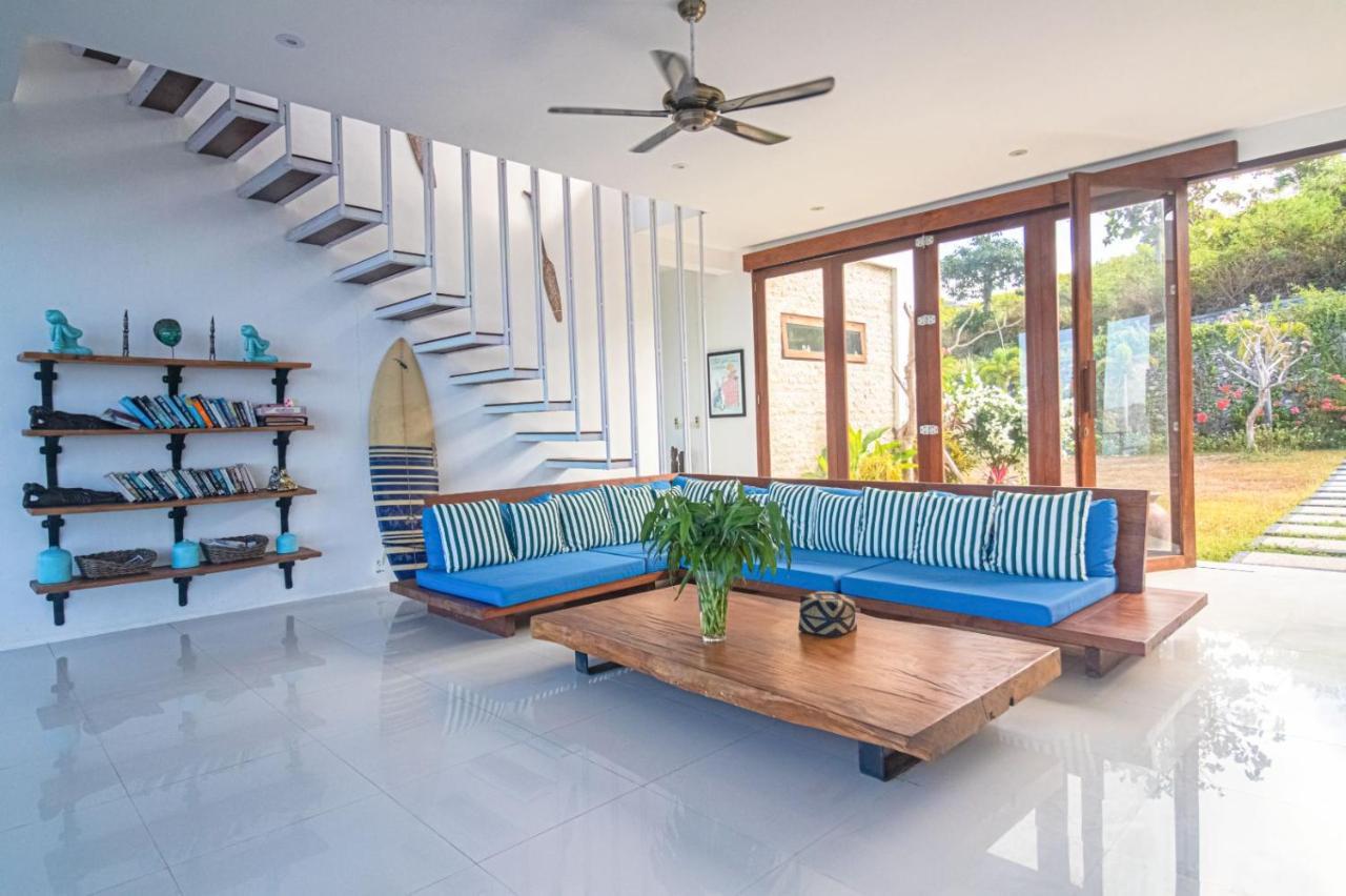 Villa Nambung Selong Belanak Exterior photo