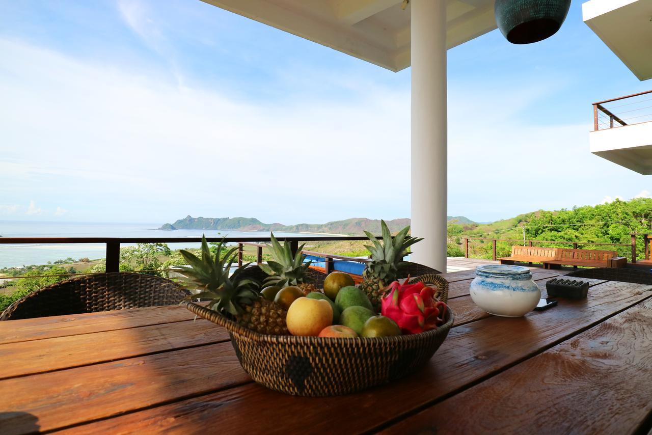 Villa Nambung Selong Belanak Exterior photo